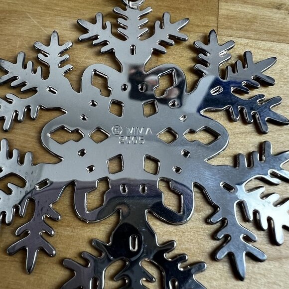 Vintage 2005 Metropolitan Museum of Art MMA Set Silver Plated Snowflake Ornament - Picture 7 of 8